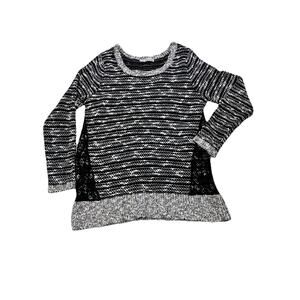 Maurices Black & White Pullover Sweater Size 2 Round Neck Long Sleeve Lace Trim